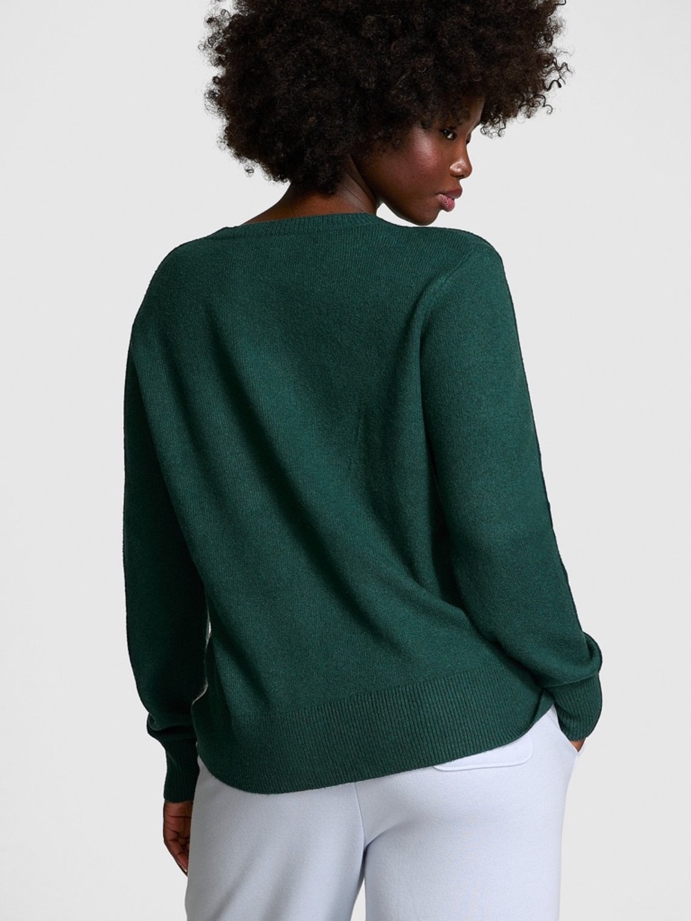 VICTORIA SECRET PINK
COLLEGIATE KNIT
CREWNECK SWEATER - Picture 4 of 9